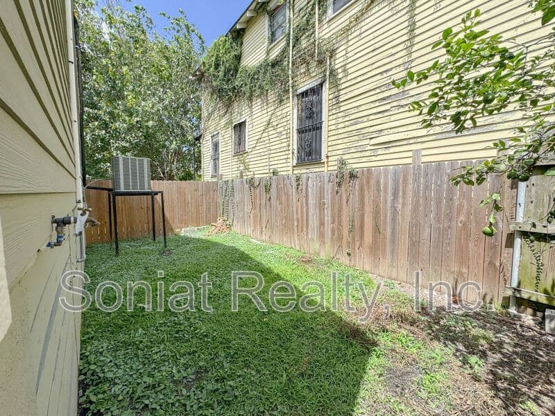 New Orleans House: 3307 Baudin St.