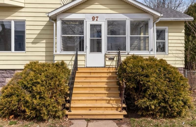 Fond du Lac Condo: 97 Hamilton Place - 97-Lower