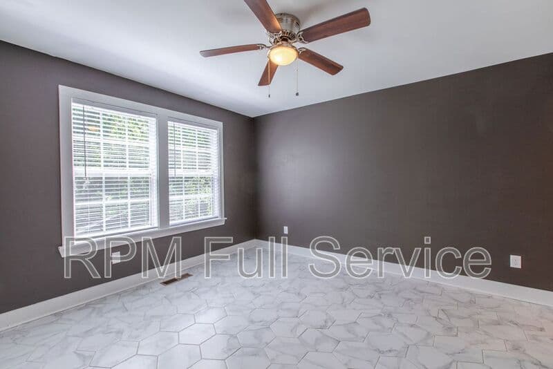 Nashville Condo: 1021 College Ave