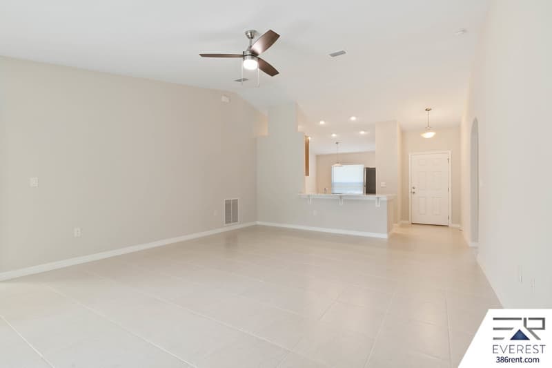 Palm Coast House: 11 Burning Tree Place