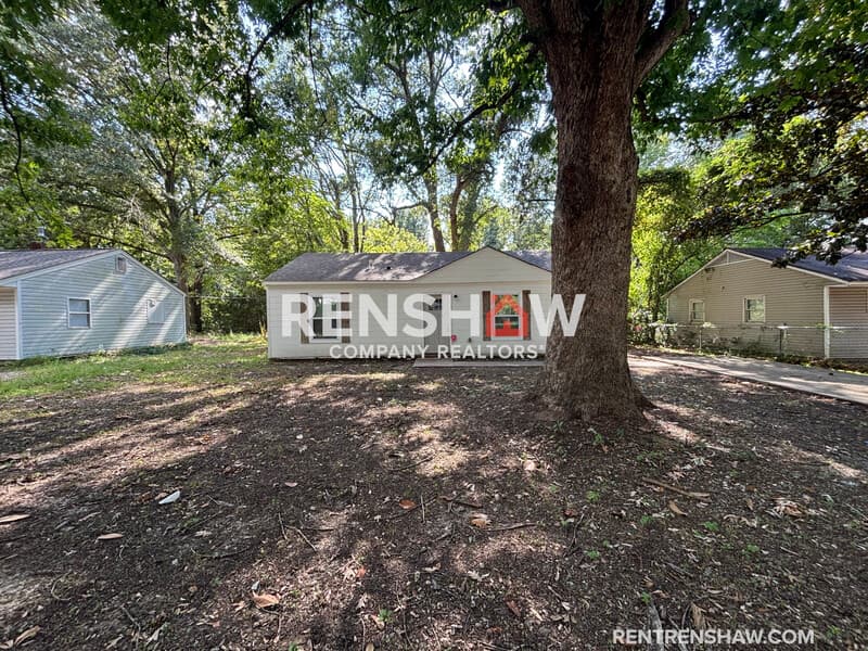 Memphis House: 891 Par Ave