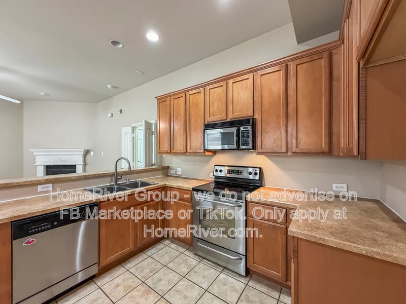 Argyle House: 410 Marshall Way