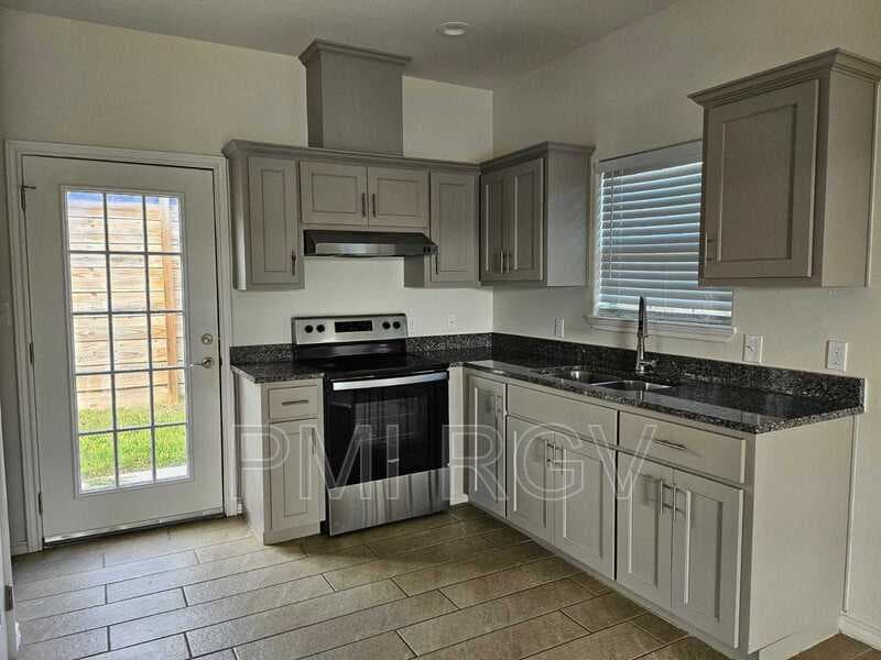 McAllen Condo: 5600 Nightingale Ave