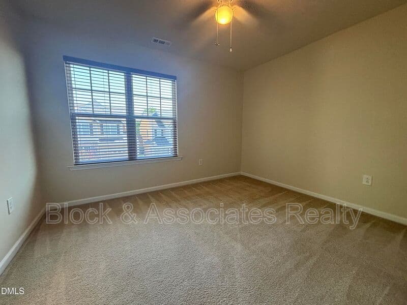 Wake Forest House: 1429 Kirkwood Hill Way