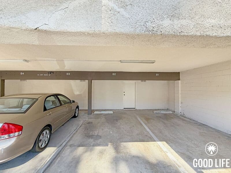 San Diego Condo: 6930 Hyde Park Drive