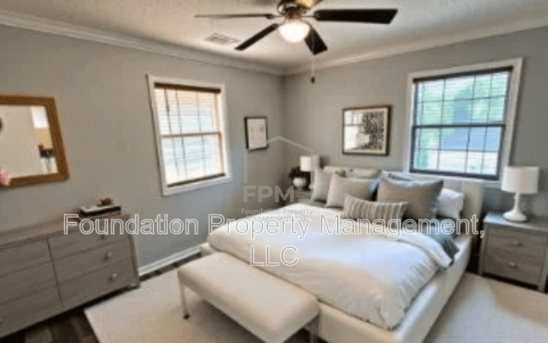 Hernando House: 2701 College Street