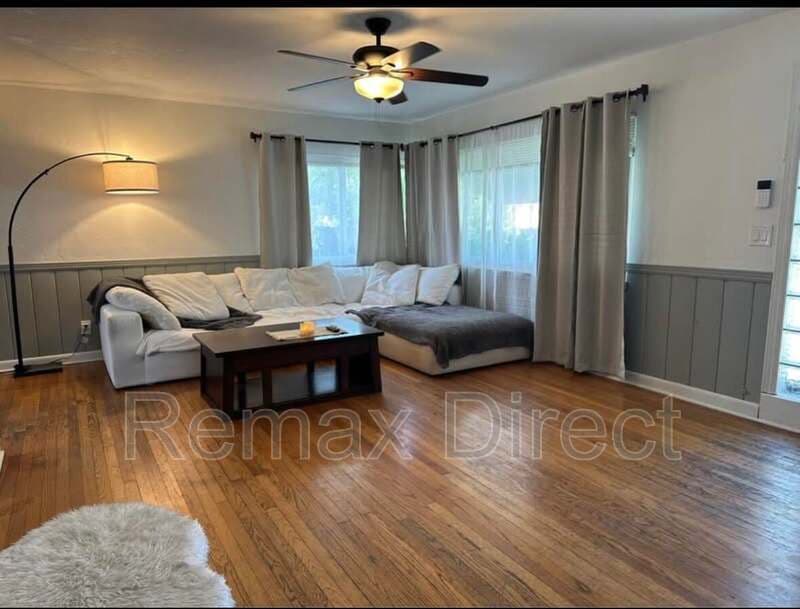 LAE WORTH House: 727 S M Street #1