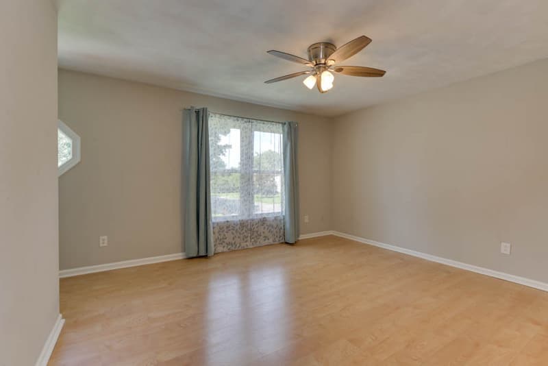Portsmouth House: 3800 Sunset Point