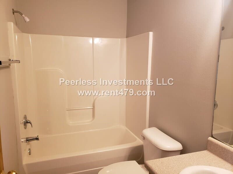 Springdale Condo: 1043A Vale St