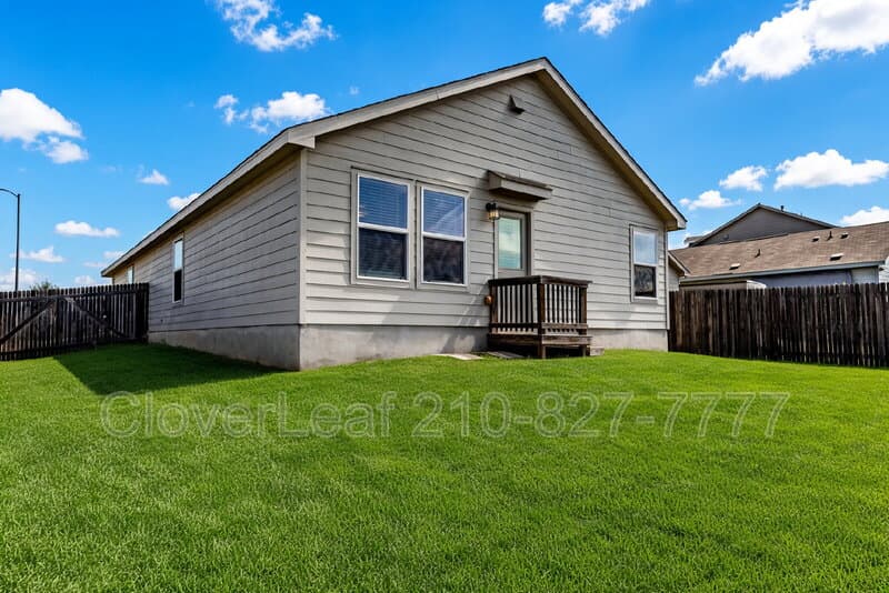 San Antonio House: 1403 Slice Parkway