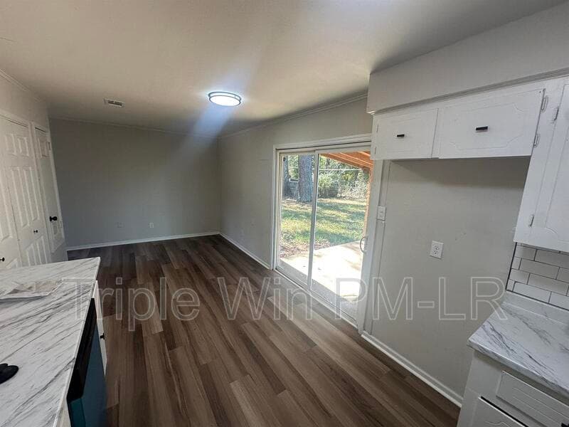 Little Rock House: 9808 Wilderness Road