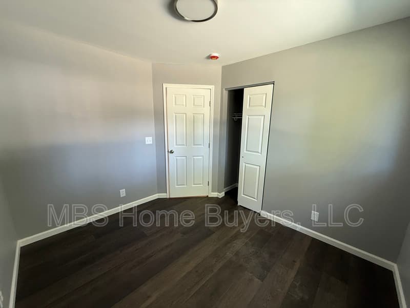 Florissant House: 1095 Boone Street