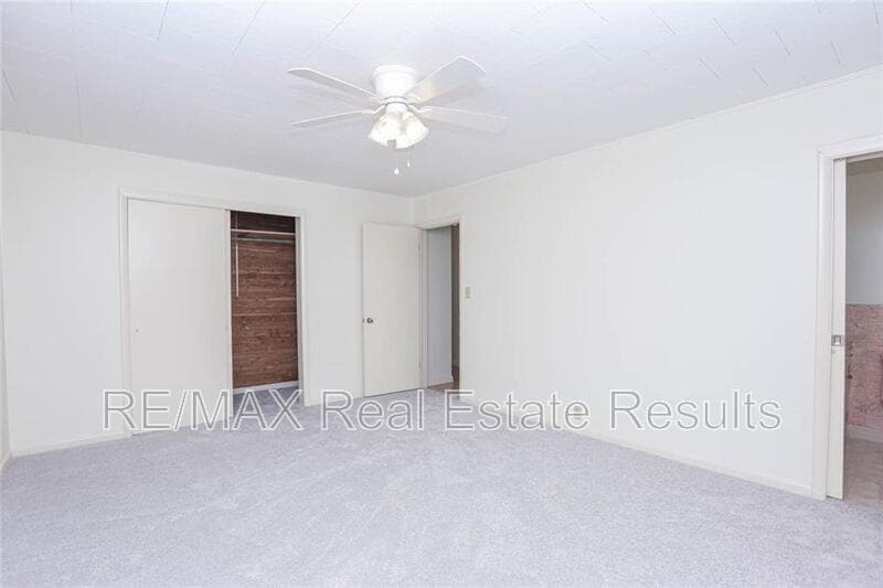 Prairie Grove Condo: 411 Kate Smith Street