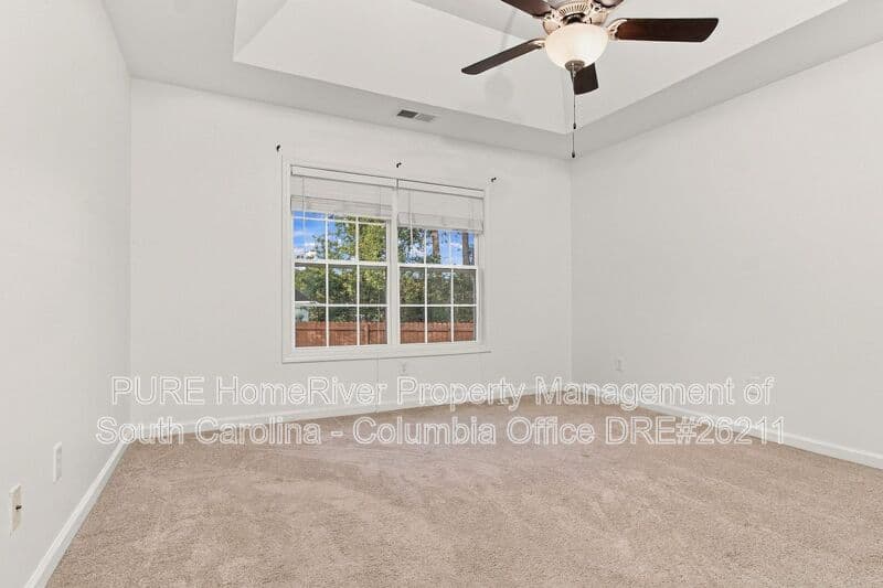 Lexington House: 288 Hollingsworth Ln
