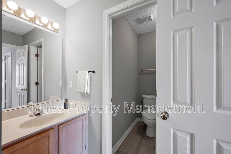 GASTONIA Condo: 1518 Union Road