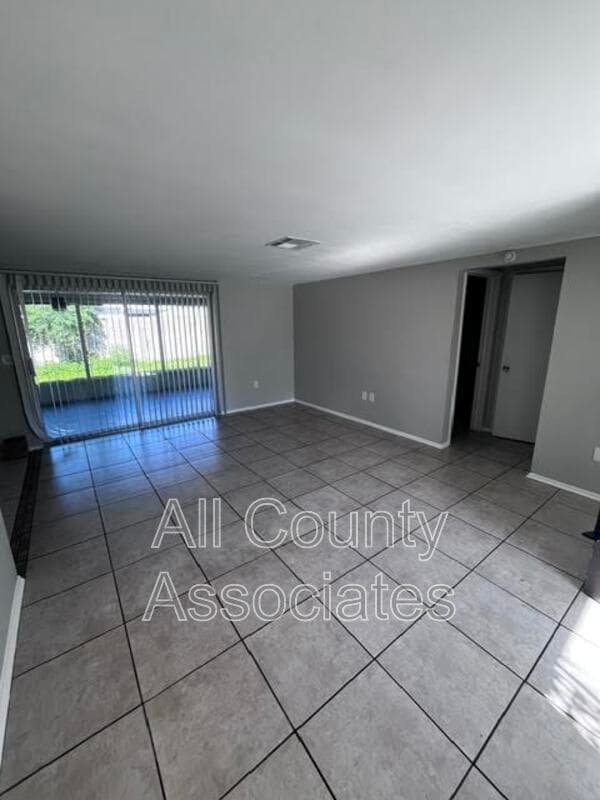 Port Richey House: 11115  Yellowwood
