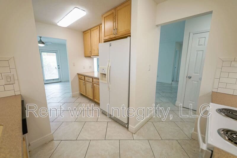 Tallahassee House: 251-A Villas Ct. S