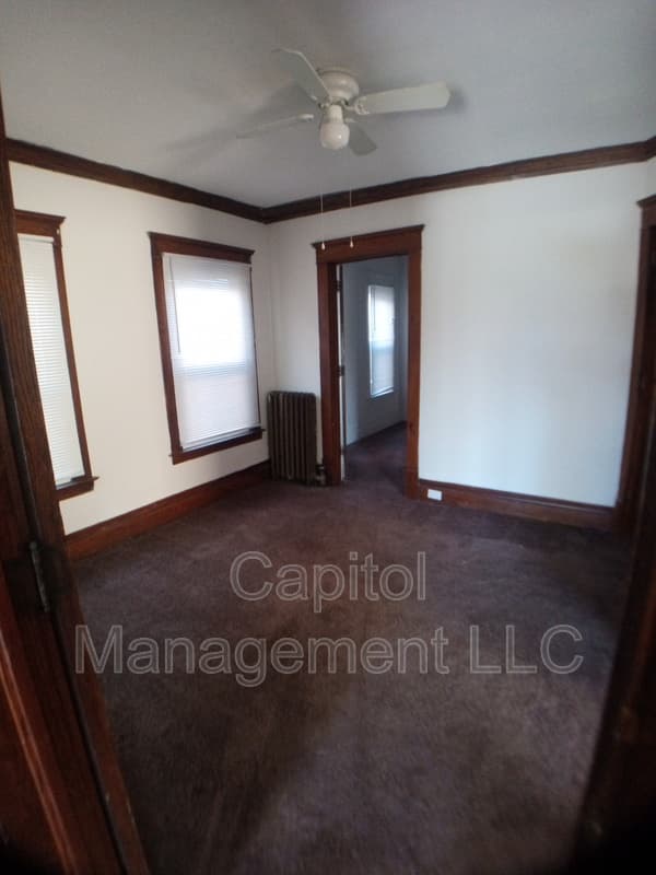 Lansing Condo: 220 W Lapeer St