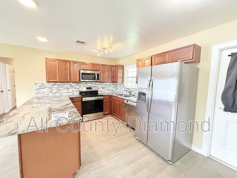 Panama City House: 175 N Berthe Ave