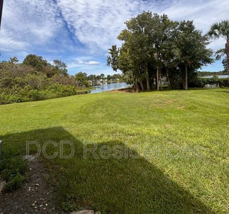 Sanford Condo: 3202 S. Orlando Dr.