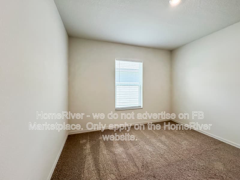 Jacksonville House: 6918 Myrtle Oak Rd