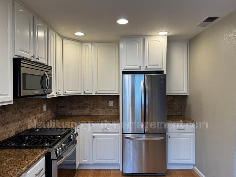 Aptos Townhome: 2109 Penasquitas Drive