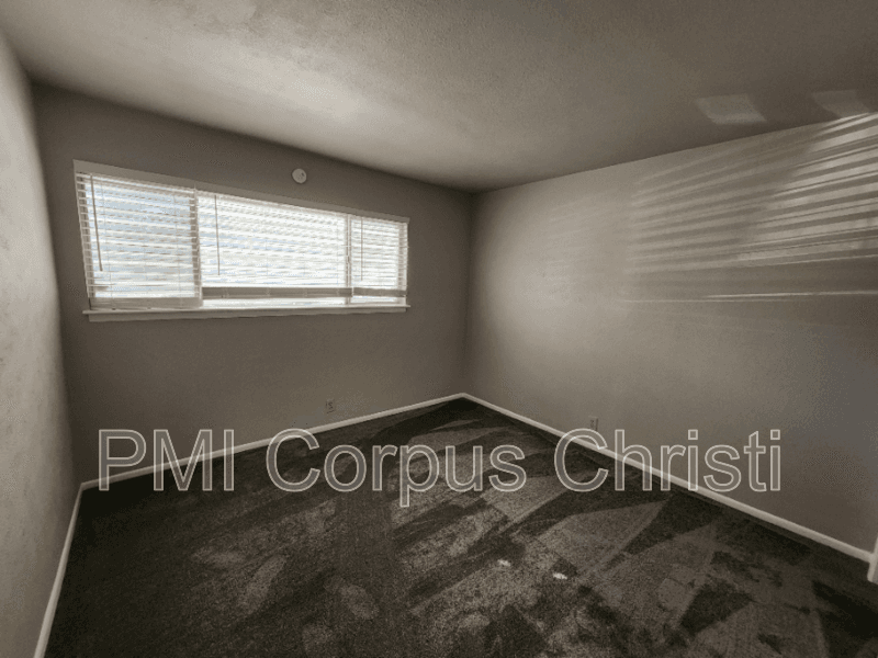 Corpus Christi Condo: 6132 Hidden Cv