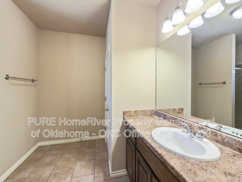 Oklahoma City Condo: 1005 SW 92nd St