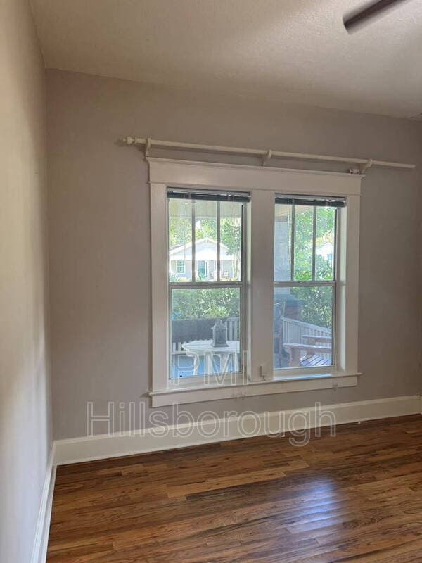 Tampa House: 1403 E Paris St
