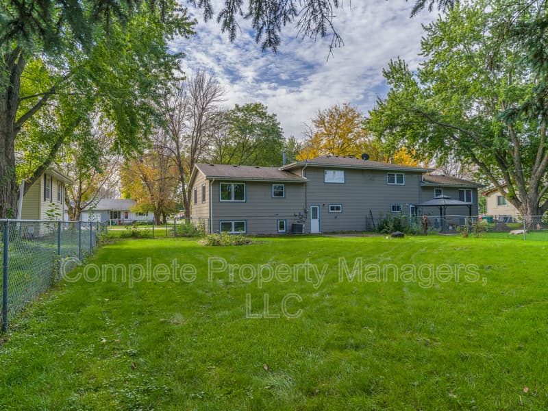Albert Lea Condo: 1716 Gateway