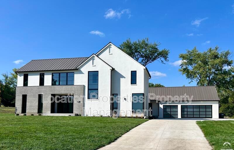 Lawrence House: 1840 Quail Creek Drive
