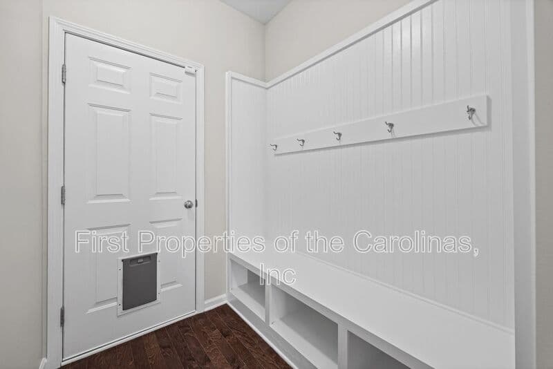 Clover House: 2437 Grinstead Ct.