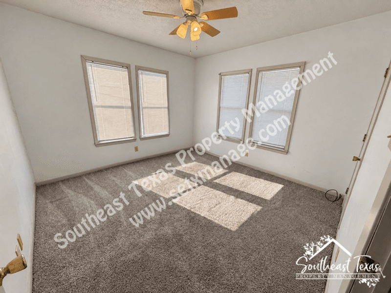 Groves House: 6129 Howe Street