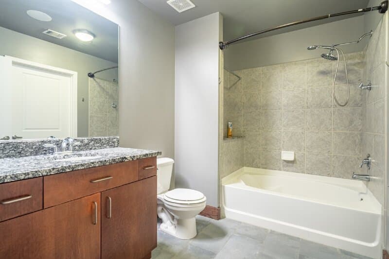 Atlanta Condo: 250 Pharr Road Northeast