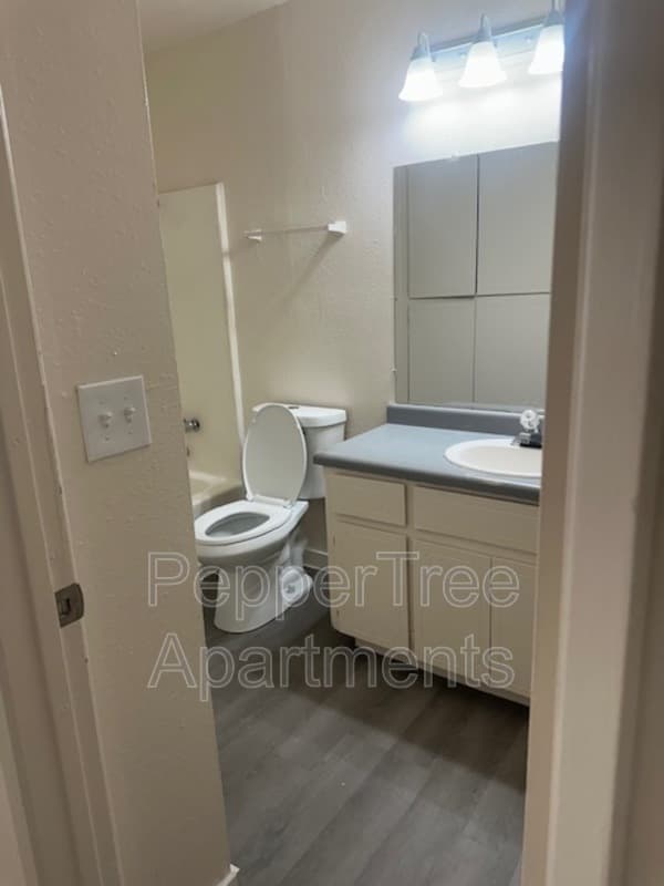 COALINGA Condo: 760 East Elm Ave