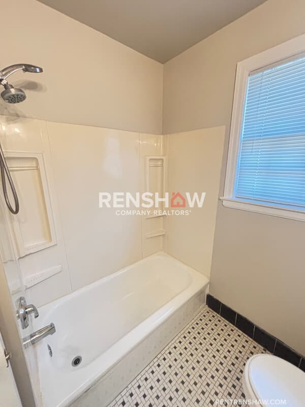 Memphis House: 3778 Park Ave