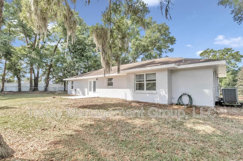 Ocala House: 2405 Southeast 46th Court