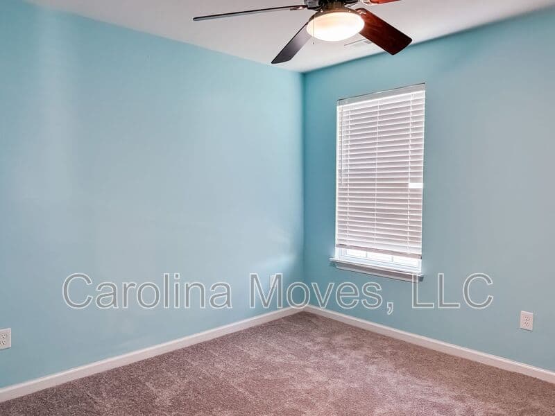 Greer House: 345 Bucklebury Road