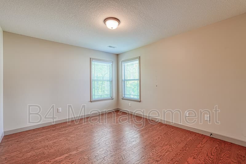 Inman House: 151 Harvest Ridge Drive