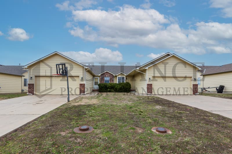 Wichita Condo: 9920 East Kinkaid Circle