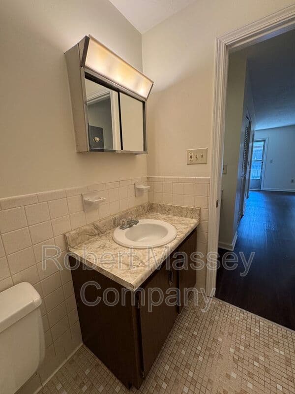 Louisville Condo: 2124 Cherokee Parkway