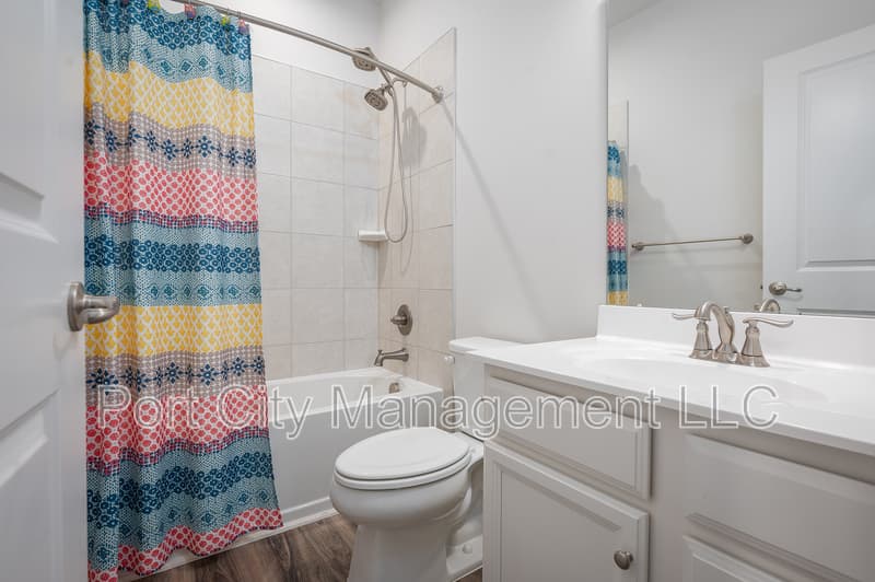 Brooklyn Park Townhome: 112 Patapsco Land Way