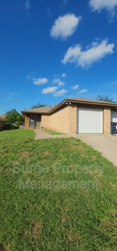 Fort Worth Condo: 6721 Loma Vista Drive