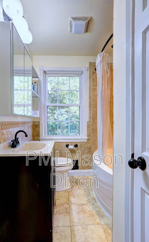 Baltimore Townhome: 133 Stevenson Lane