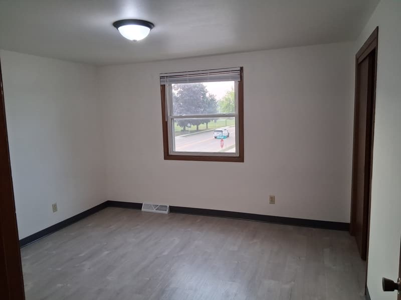 North Fond du Lac Condo: 431-433 Michigan Avenue - 433