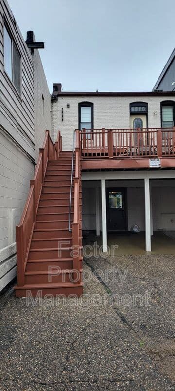 North Mankato Condo: 237 1/2 Belgrade Ave