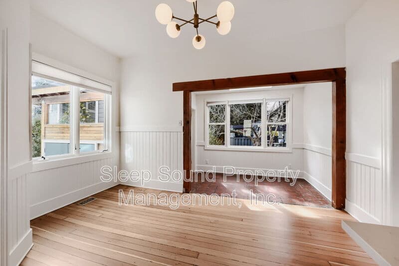 Portland House: 1912 NE 11th Ave