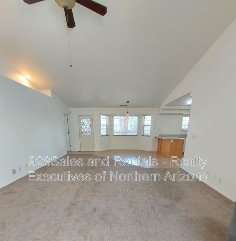 Flagstaff House: 4029 S Nicholas St