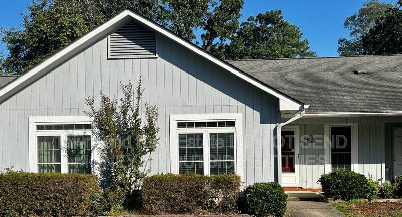 Fayetteville House: 2740 Helaman Ct.
