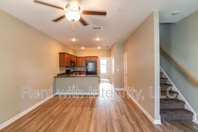 Tallahassee House: 2202 Del Carmel Way